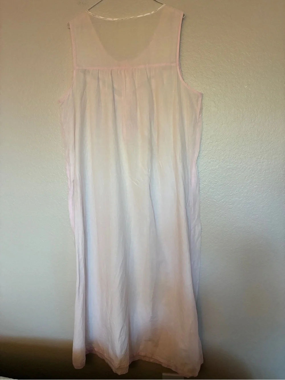 Vintage 100% Cotton Lightweight Light Pink/White Sleeveless Lace-Trim Nightgown - Picture 5 of 10